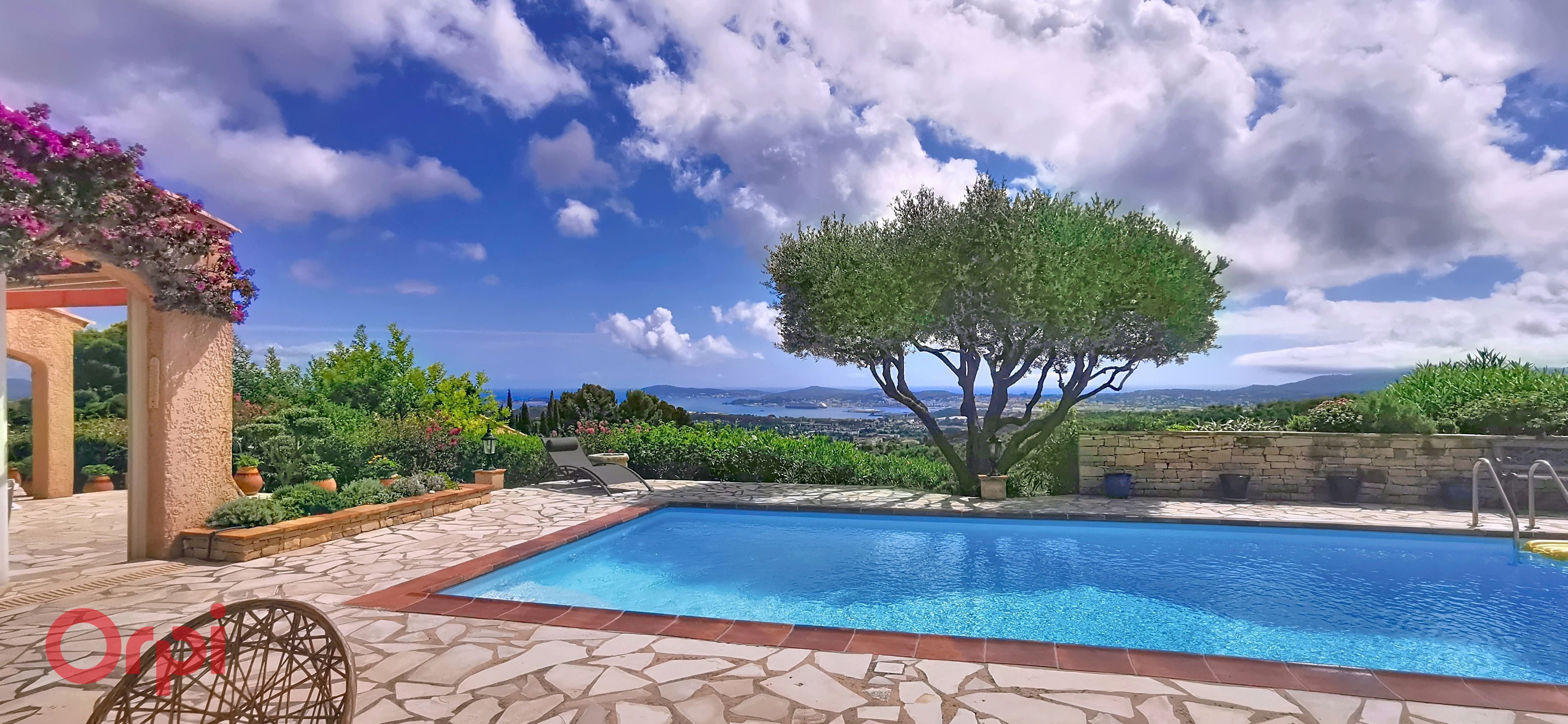 Maison-Villa - OLLIOULES