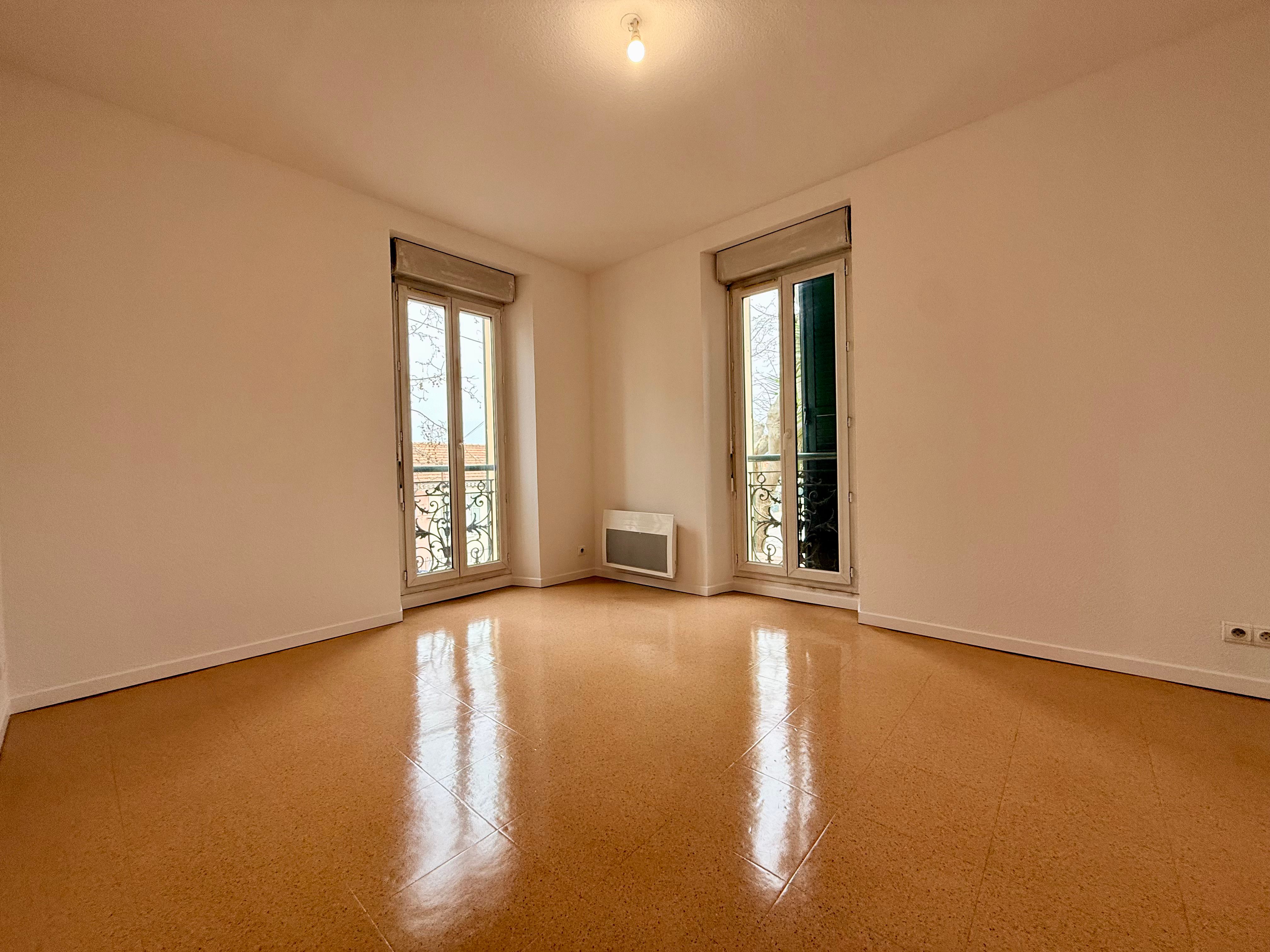 Appartement - TOULON